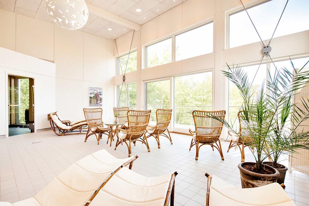 Moetesplats Borstahusen Hotel Landskrone Ngoại thất bức ảnh